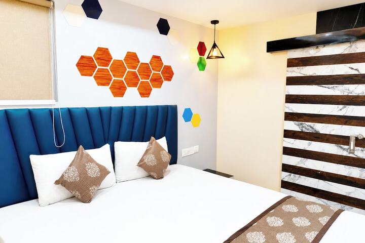 Room 3 of 13