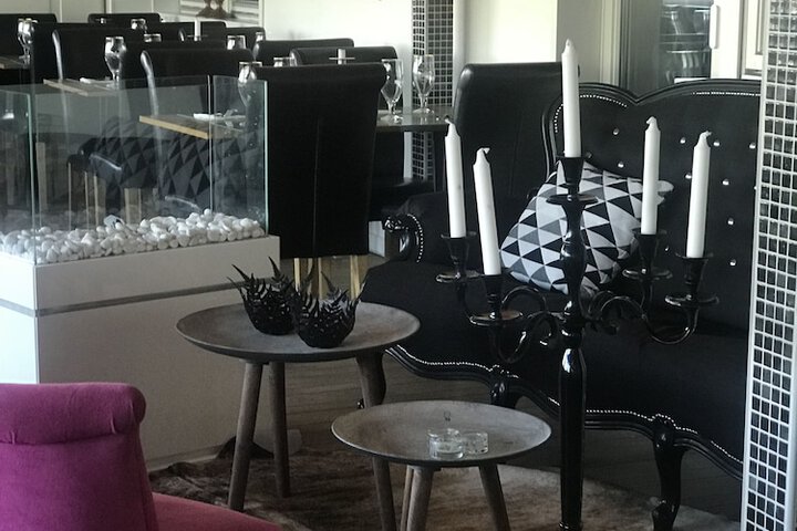 Hotel Interior 4 of 35