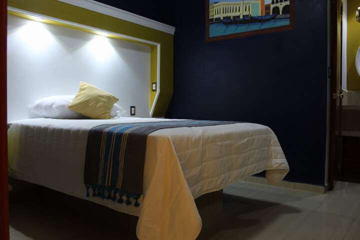 Room 10 of 47