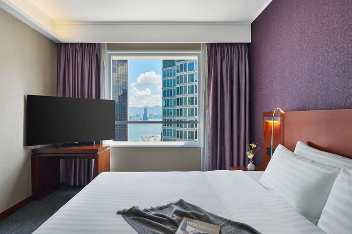 Room 15 of 92