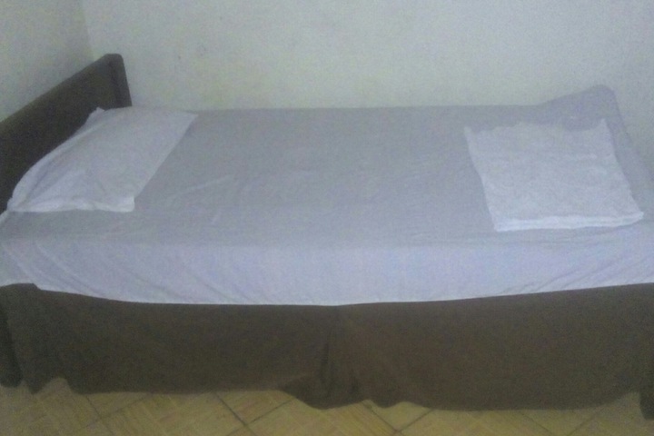 Room 5 of 7