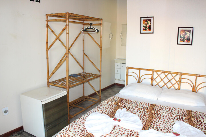 Room 14 of 24