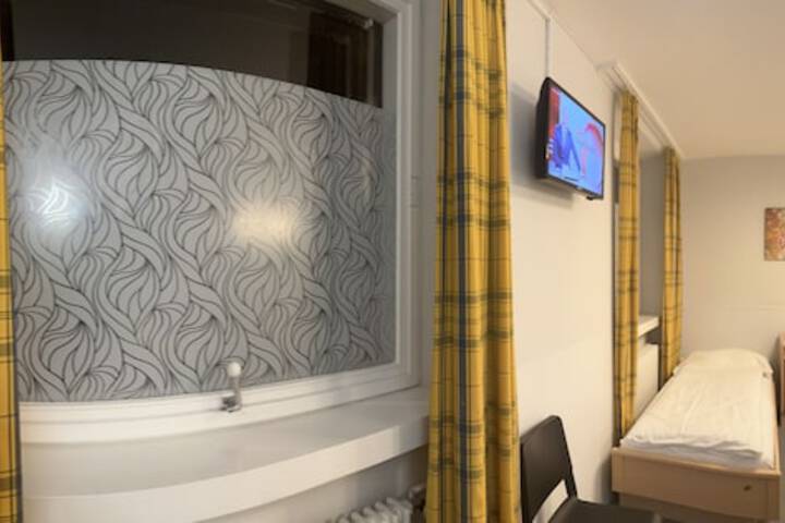Room 20 of 69