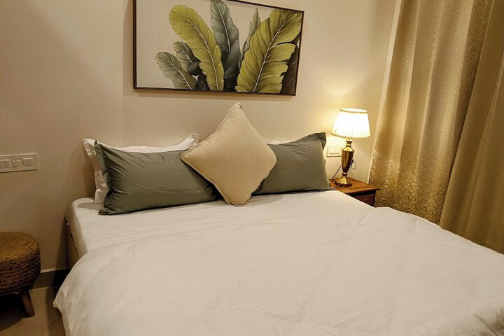 Room 5 of 15