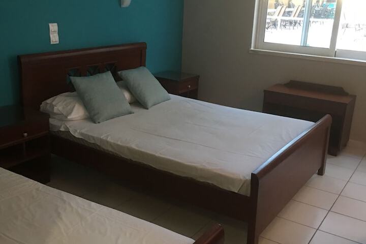 Room 30 of 50