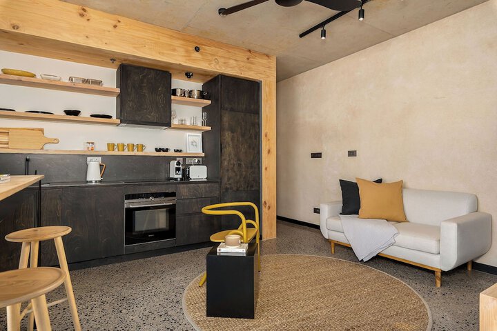 Room 44 of 66