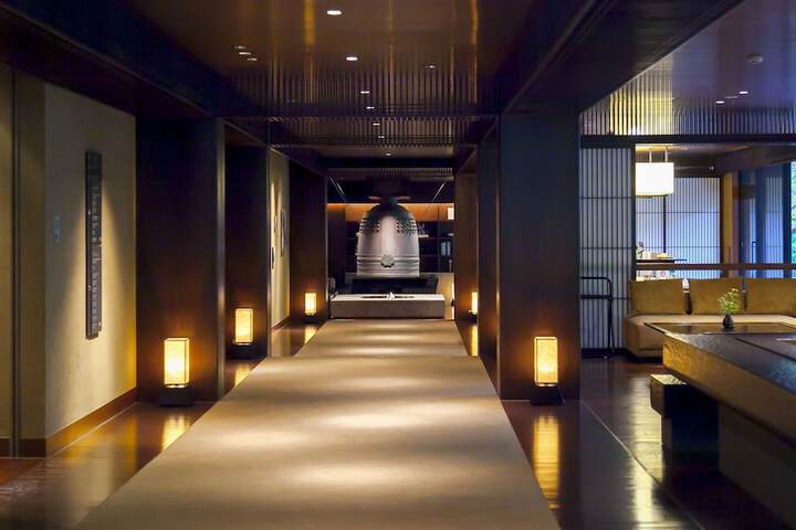 Hotel Interior 2 of 92