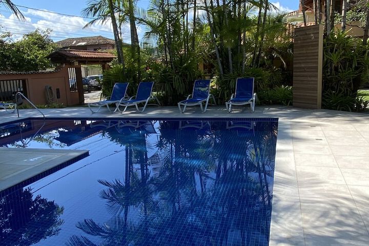 Pools & Facilities
