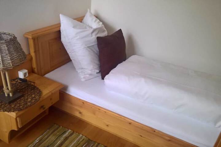 Room 18 of 50