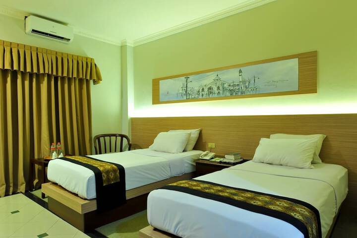 Room 15 of 35