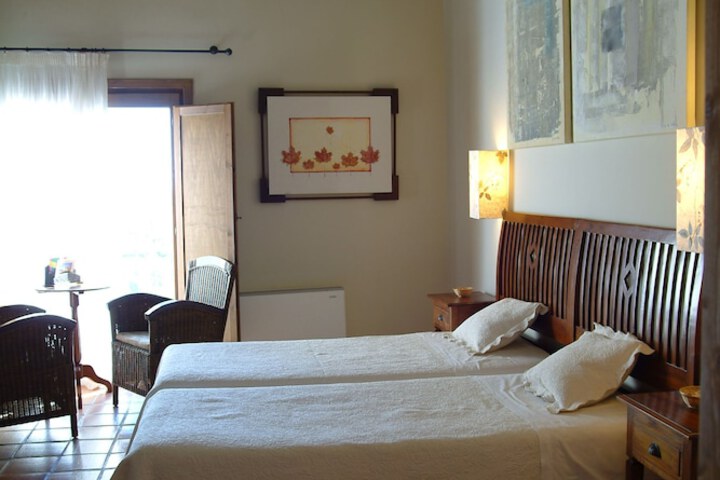 Room 6 of 43