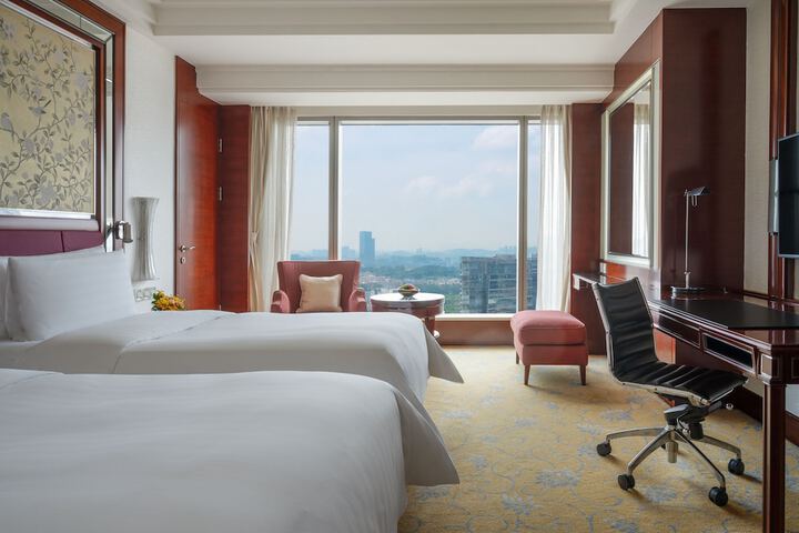 Room 15 of 67
