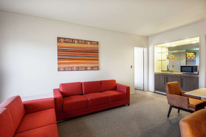 Room 34 of 119
