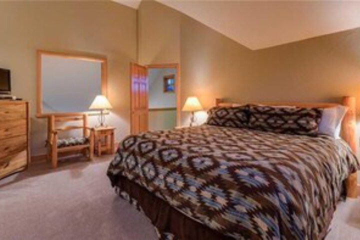 Room 44 of 48