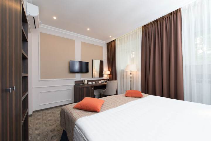 Room 15 of 55