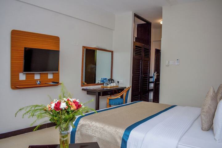 Room 17 of 49