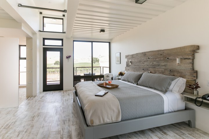 Room 10 of 89