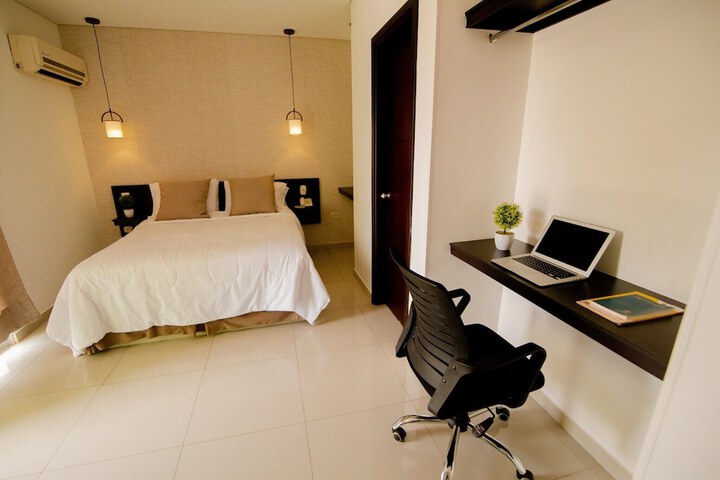 Room 14 of 30