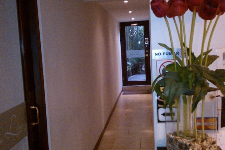 Ballroom/Hall 13 of 16