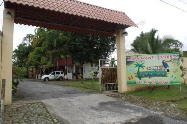 Hotel El Tropico
