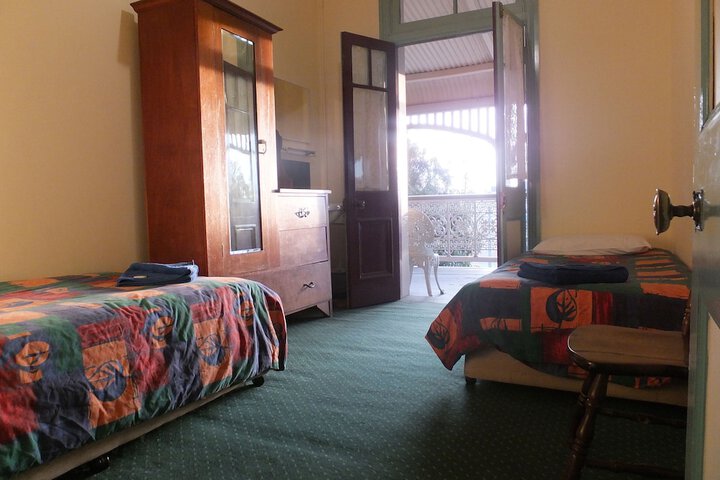 Room 30 of 52
