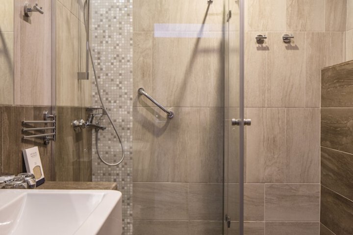 Clean Restrooms