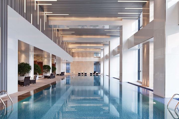 Hotel with Pool