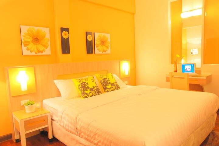 Room 12 of 34