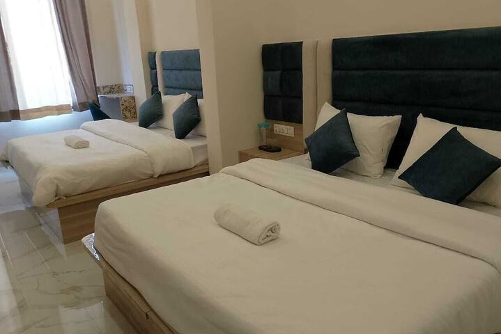 Room 15 of 22