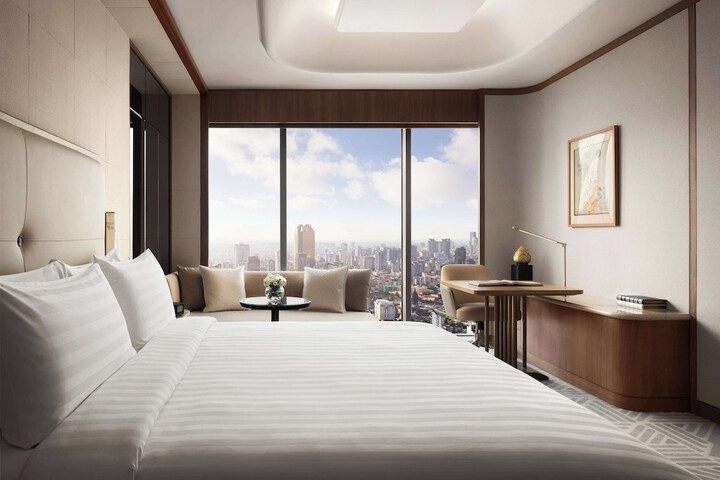 Room 5 of 43