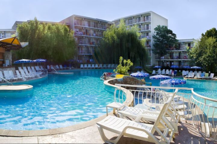 Pool Hotel