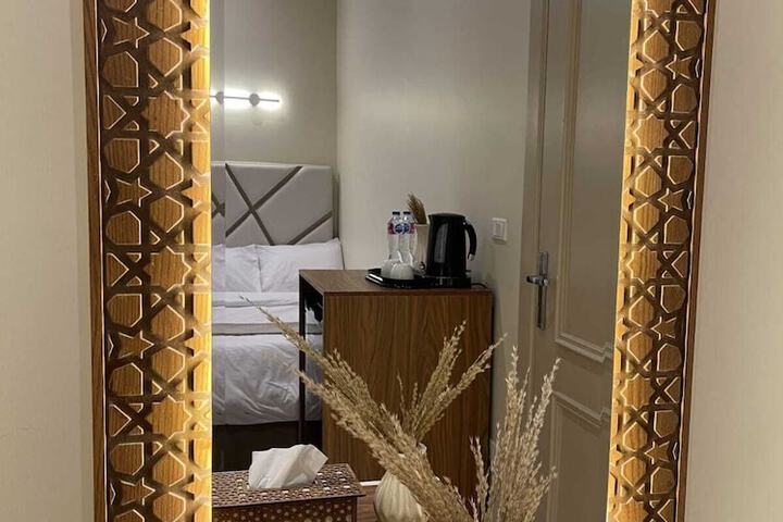 Room 4 of 74