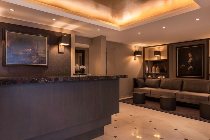Hotel Lobby
