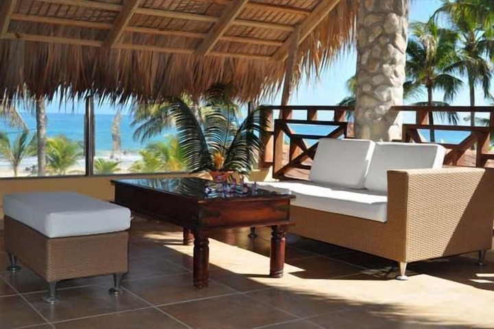 Terrace/Patio 73 of 77