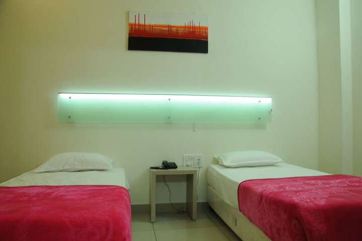 Room 8 of 29