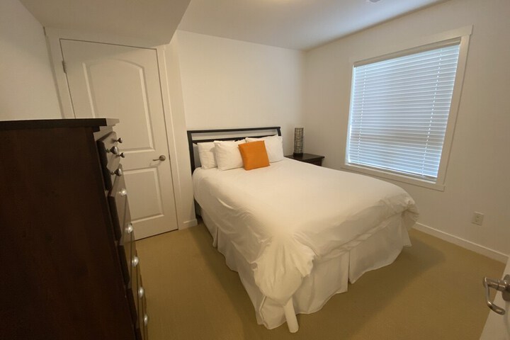 Room 61 of 543