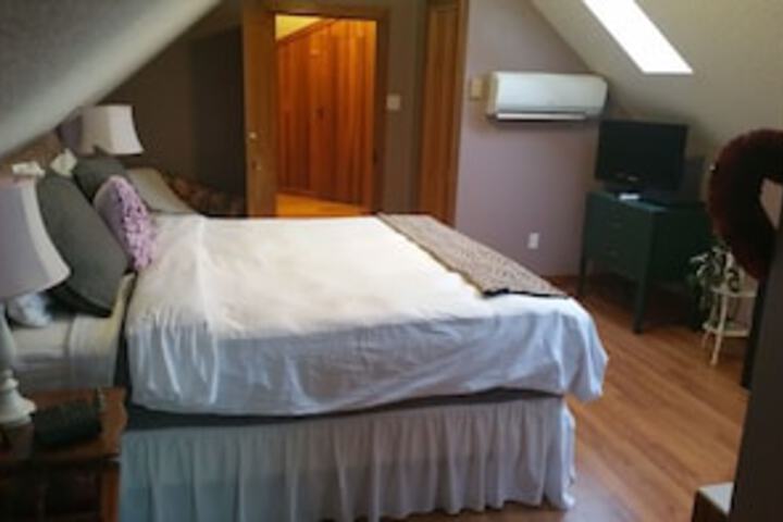 Room 37 of 198