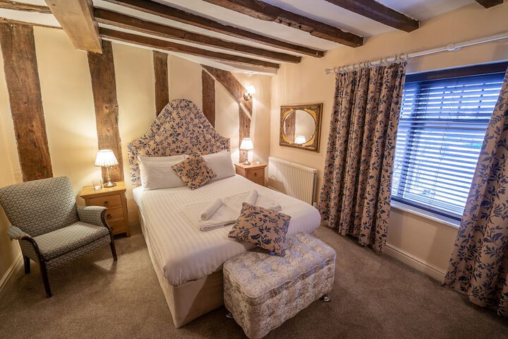 Room 2 of 46
