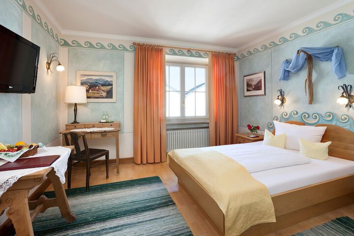 Room 47 of 107