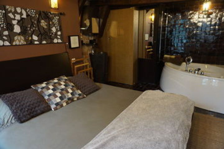 Room 21 of 85