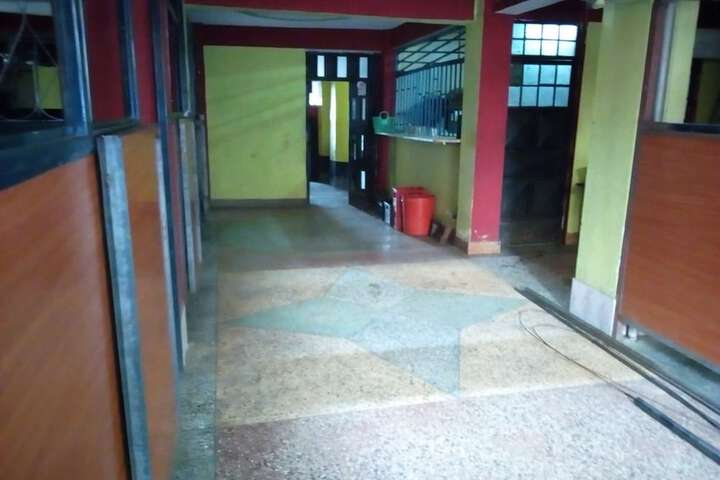 The Plateau Breeze Hotel
