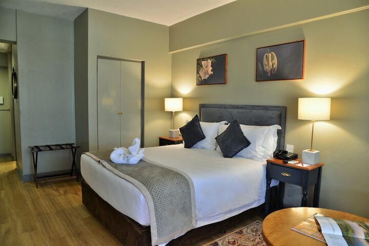 Room 12 of 42
