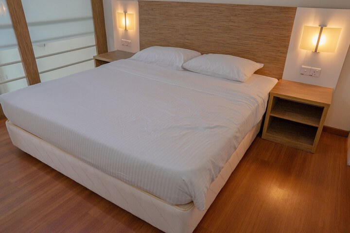 Room 4 of 21