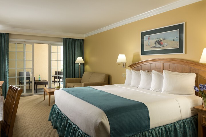 Room 3 of 106