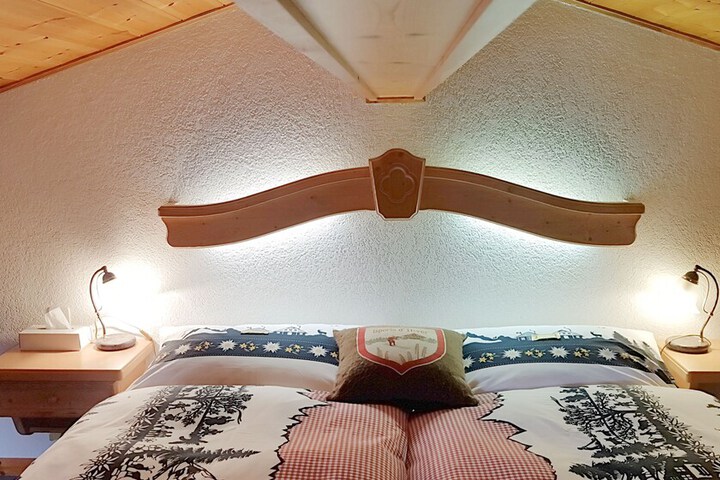Room 4 of 51