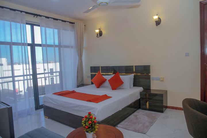 Room 40 of 98