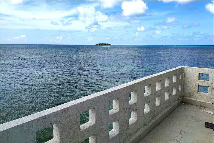 Beach/ocean view