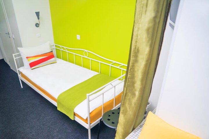 Room 26 of 44