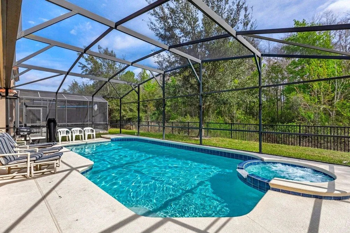 Pool 12 of 19