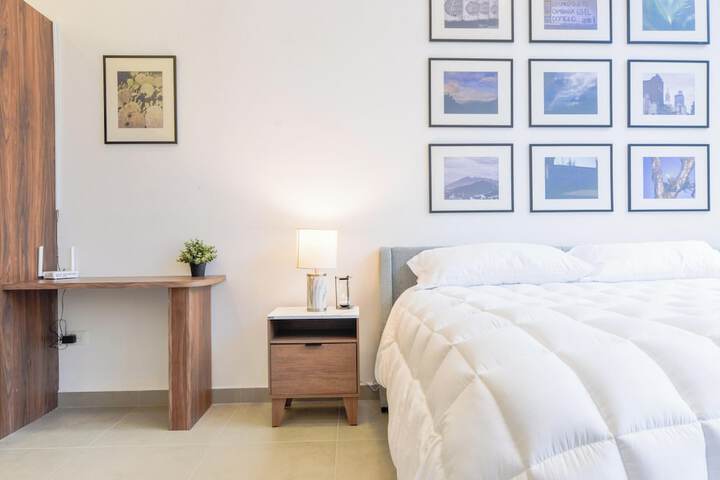 Room 40 of 238